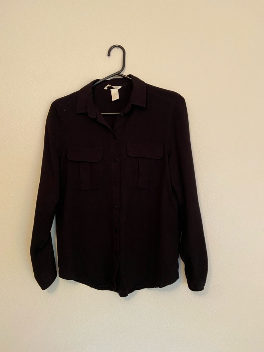 Classic Long Sleeve Button-Up Shirt in Black